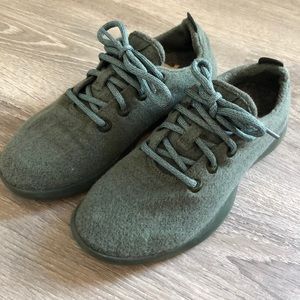 ALLBIRDS runners